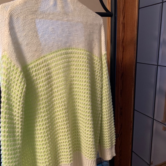 Lush | Knit Sweater. - Picture 3 of 6